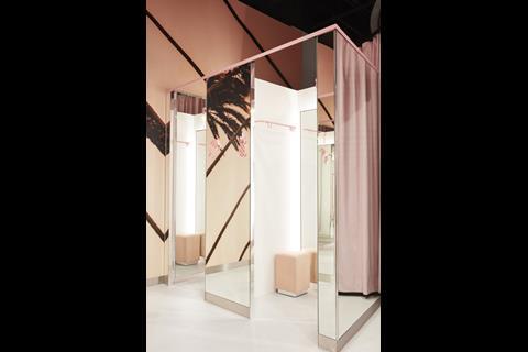 Missguided, Westfield Stratford City